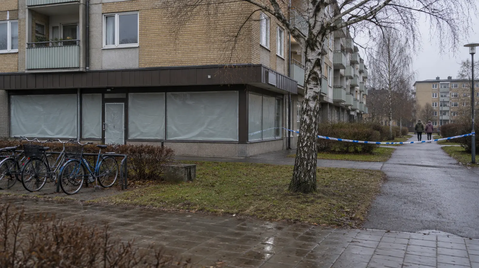 Åtta greps i Uppsala, en man anhållen misstänkt för misshandel av pojkar