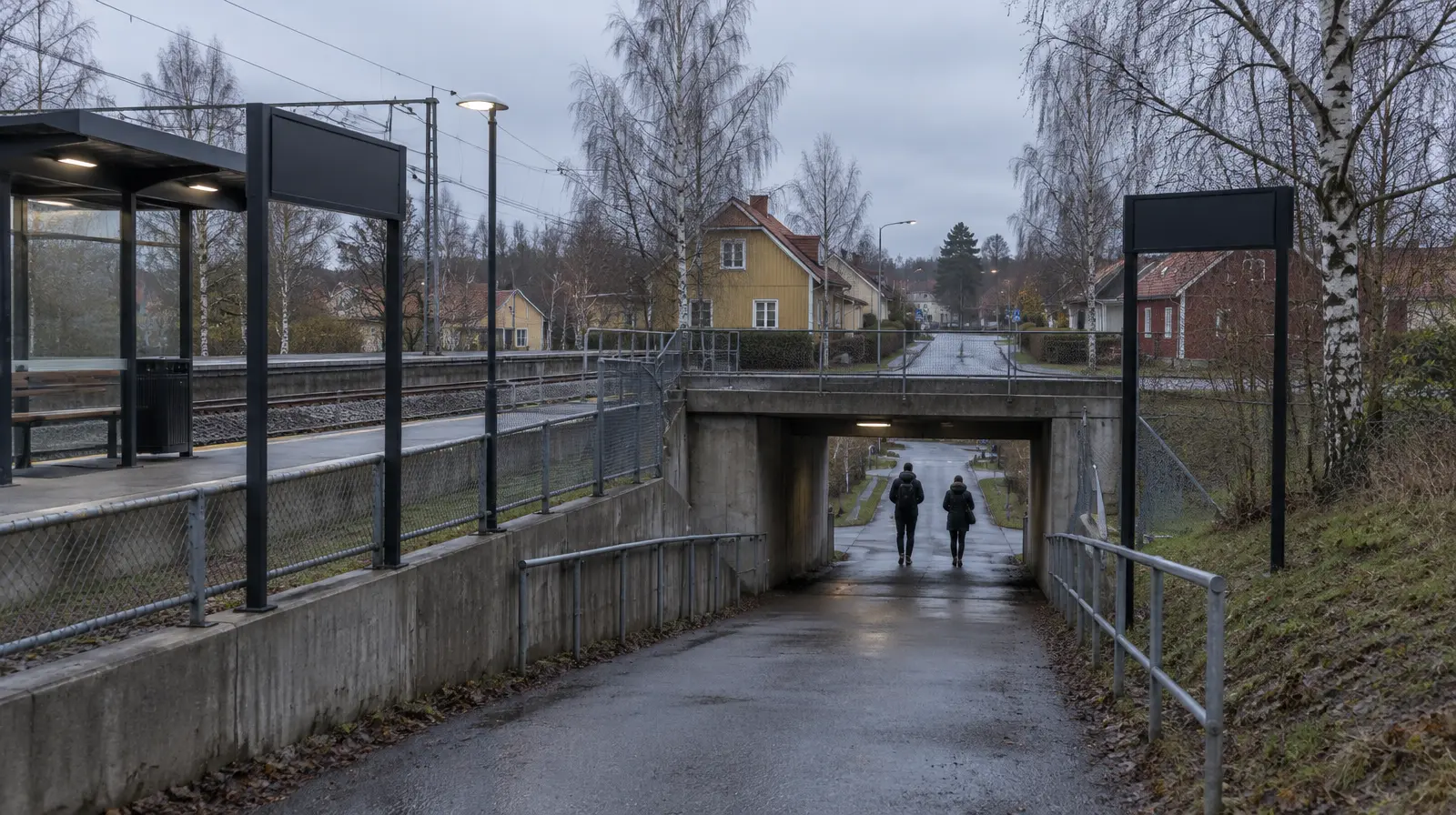 Fyra pojkar åtalas för rasistisk misshandel av kvinna i Knivsta