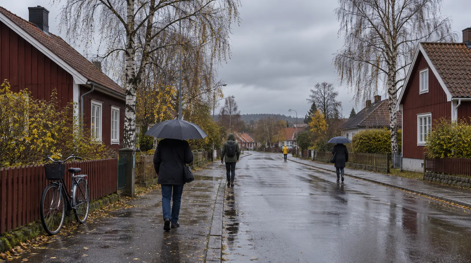 Fyra regnområden på fem dagar när höstsolen byts mot lågtryck