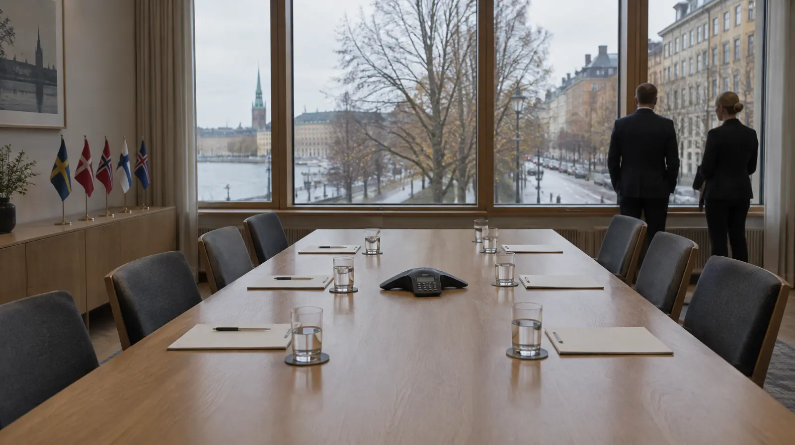 Jan Eliasson hyllar Støres och Stubbs Putinsamtal trots kritik
