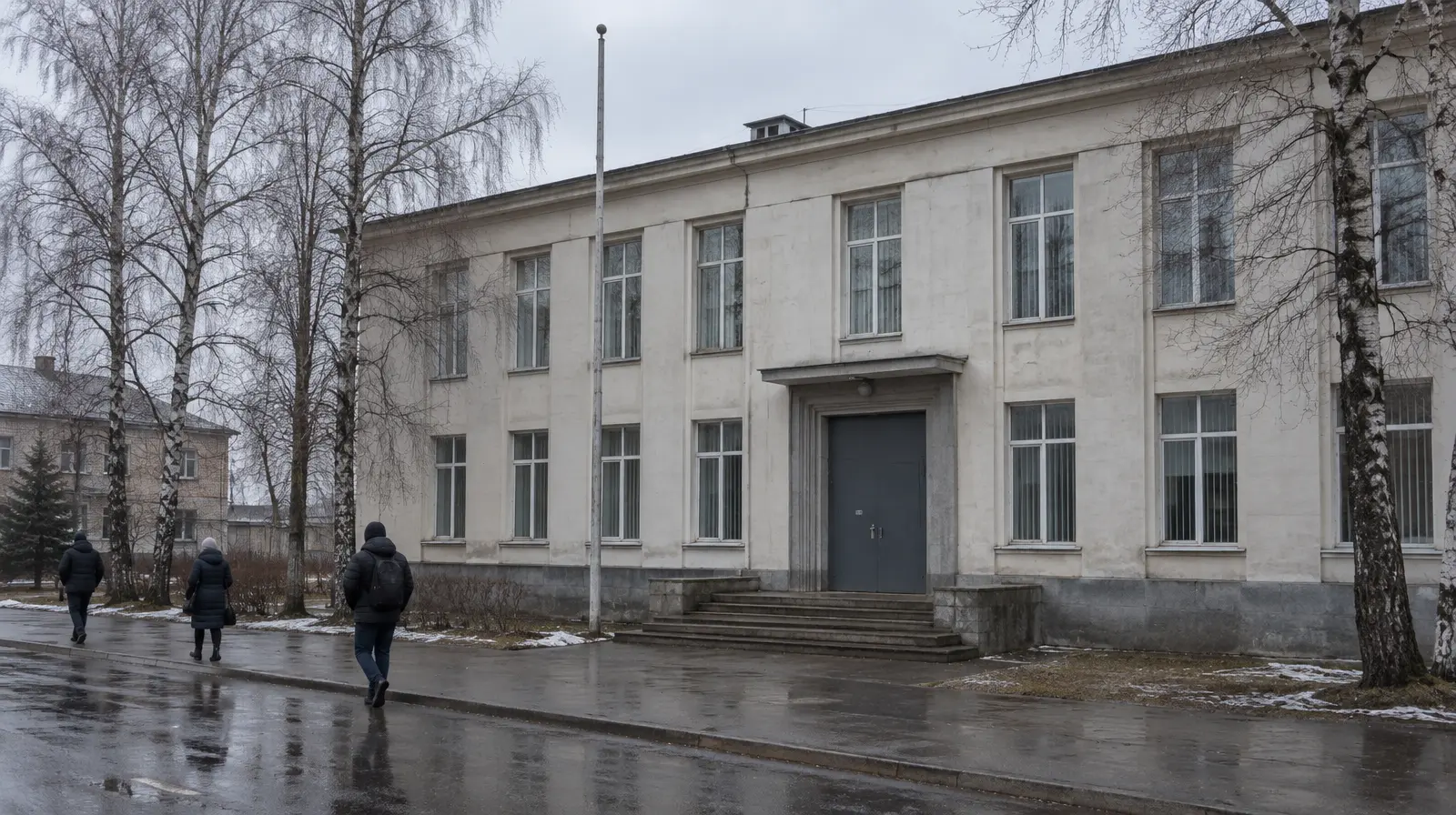 Rysk sjukpensionär döms till åtta och ett halvt års fängelse för donation