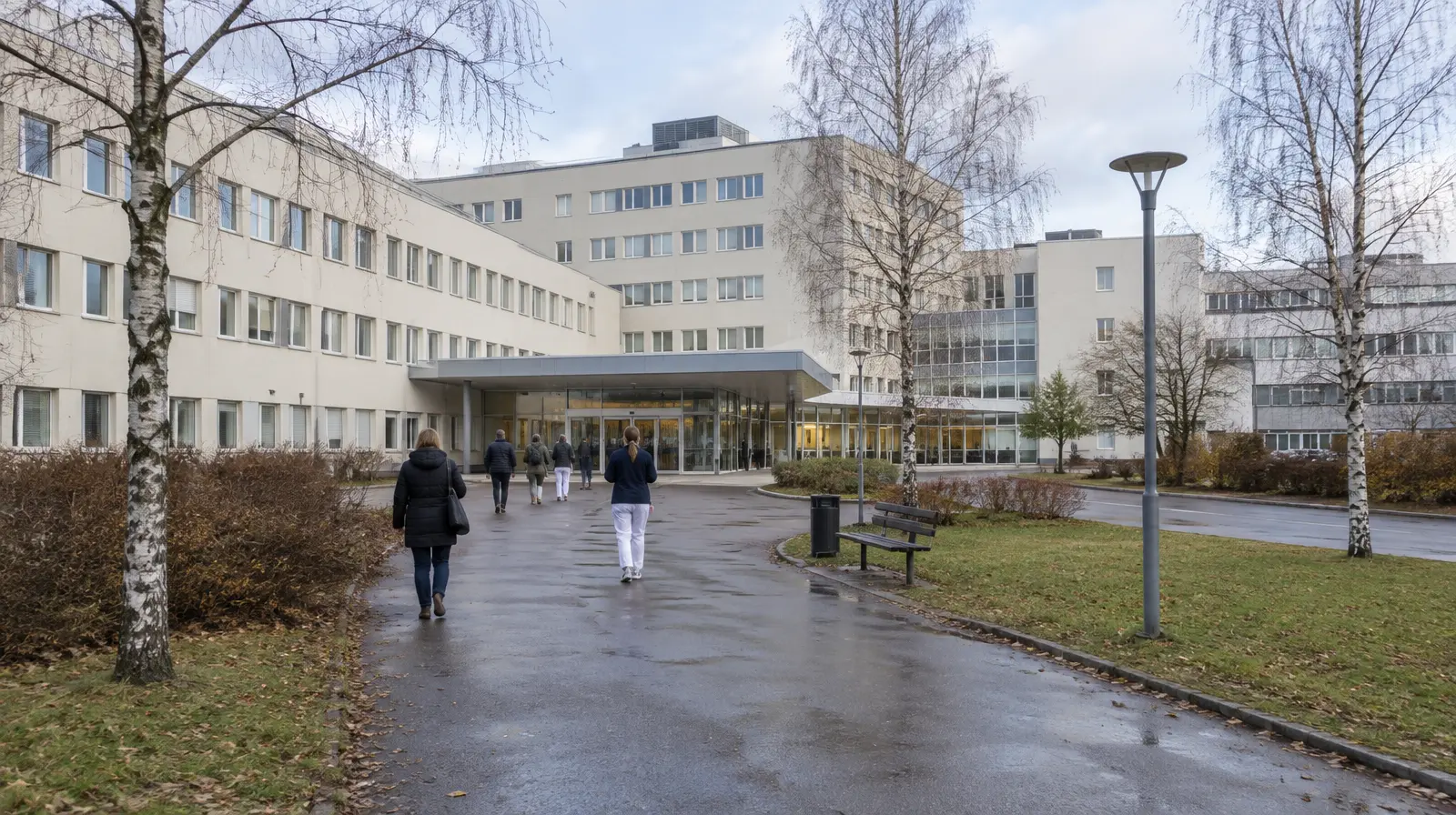Sjuksköterska i 40-årsåldern åtalas för grov våldtäkt på Ryhov